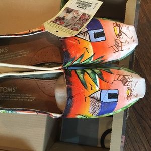 Hand-painted TOMS classics shoes